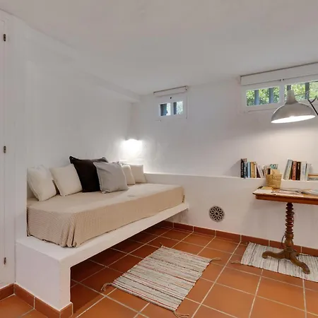Casa Binimares Vakantiehuis *